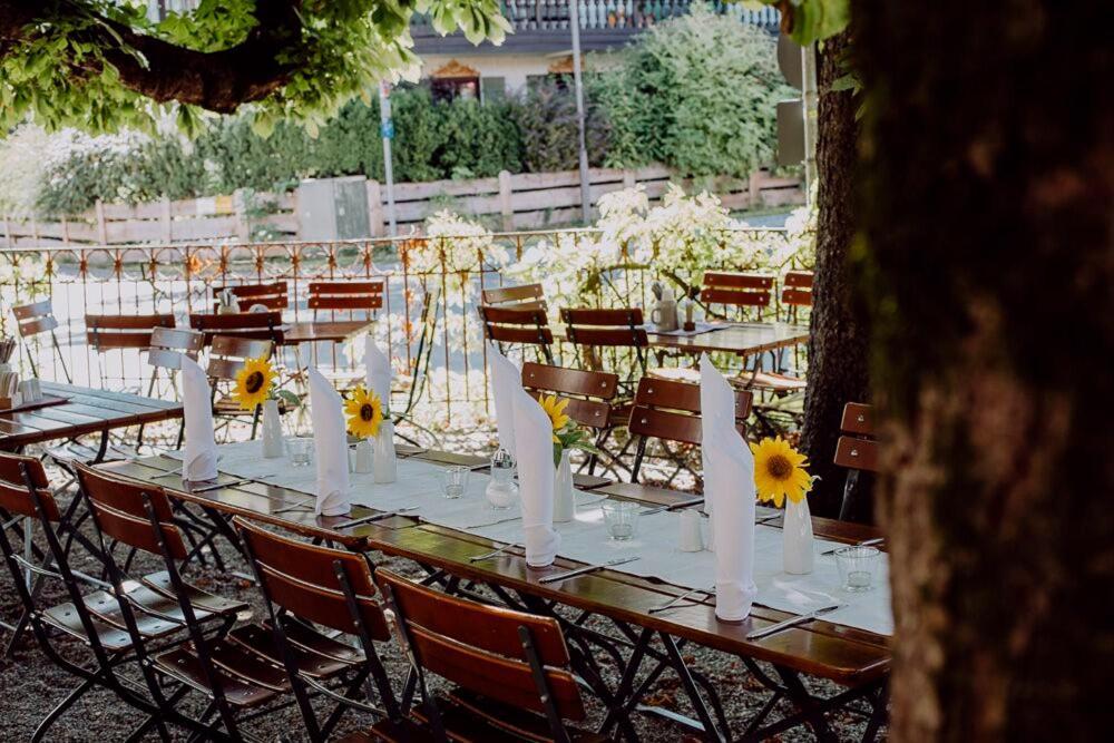 Gasthof und Hotel Hirzinger Riedering Exterior foto