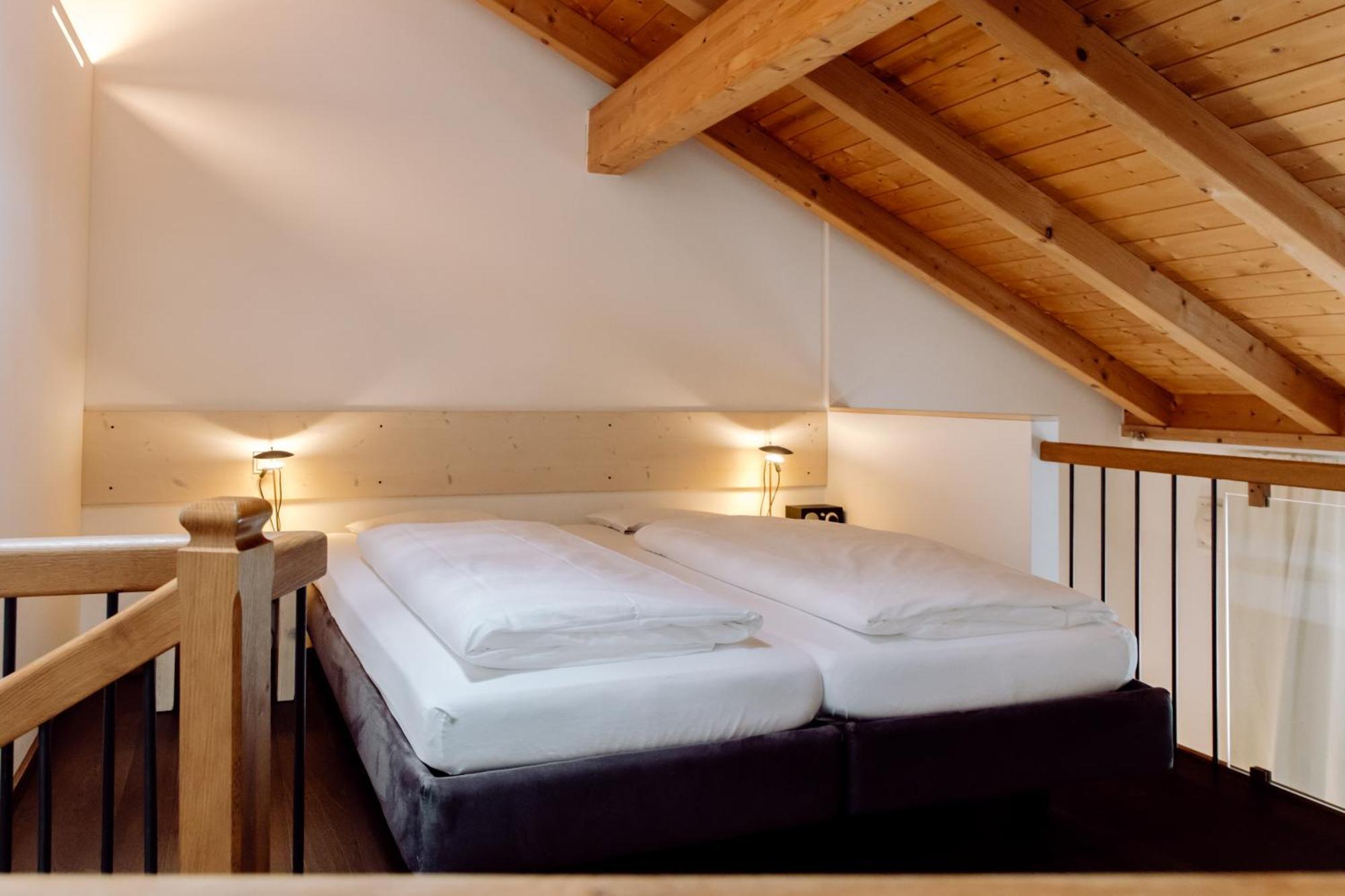 Gasthof und Hotel Hirzinger Riedering Exterior foto